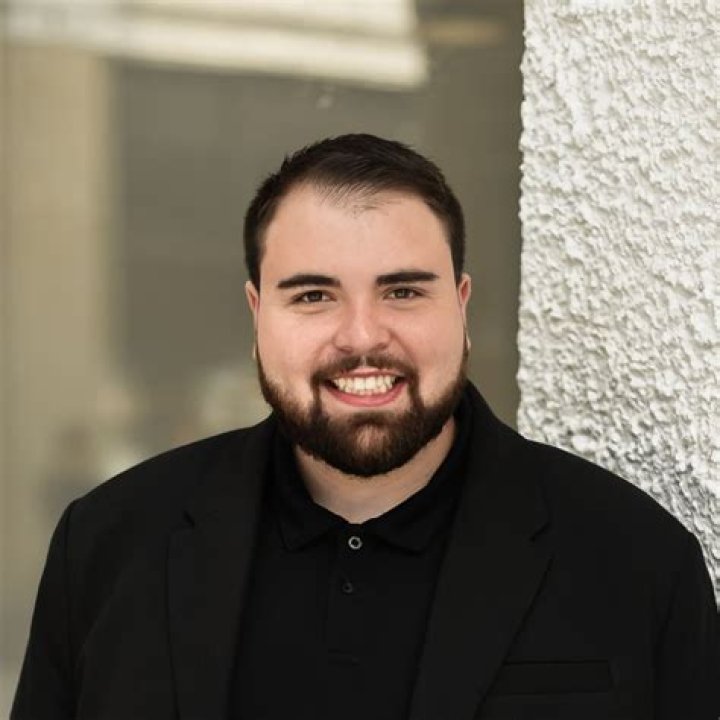 Can my boyfriend help me buy a house?