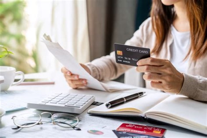 What does it mean to be in good standing with credit card?
